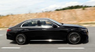 Đại lý báo Mercedes-Benz E 350e có thể sắp về Việt Nam, giá dự kiến 3,399 tỷ đồng